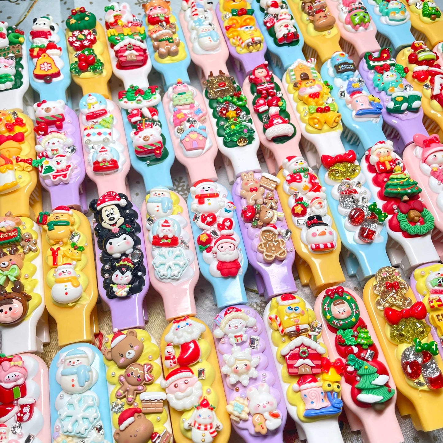 [Christmas 2025] Special Christmas Theme Kawaii Cream Gel Hair Brush