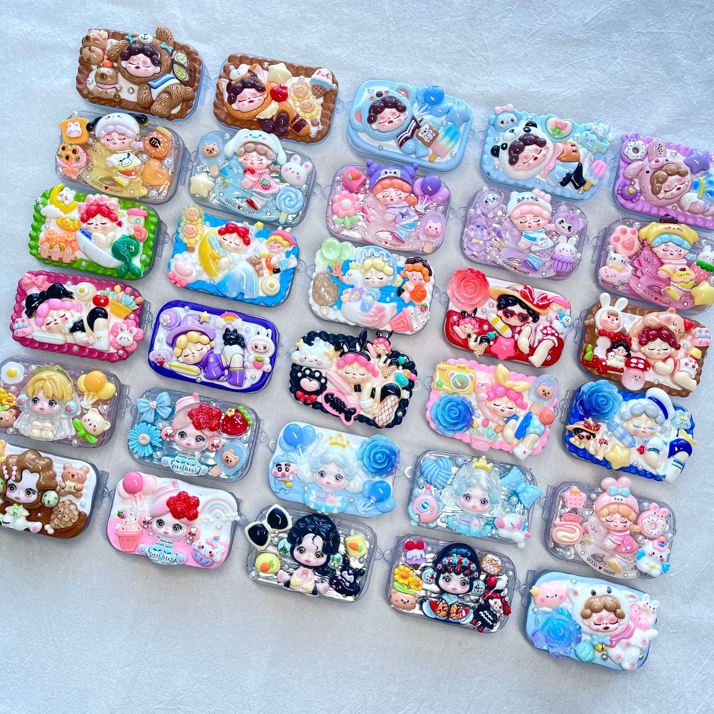 [Holiday Special Batch] Kawaii Character-Based Styles Cream Gel Phone Clips-NO CHAINS INCLUDED