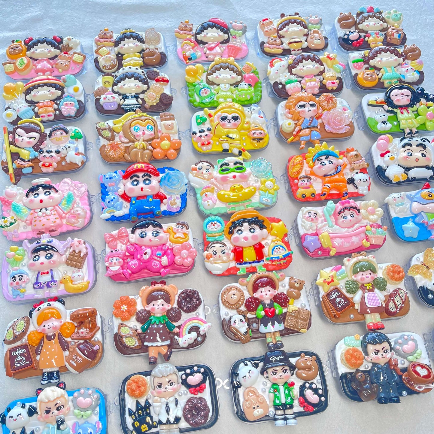 [Holiday Special Batch] Kawaii Character-Based Styles Cream Gel Phone Clips-NO CHAINS INCLUDED