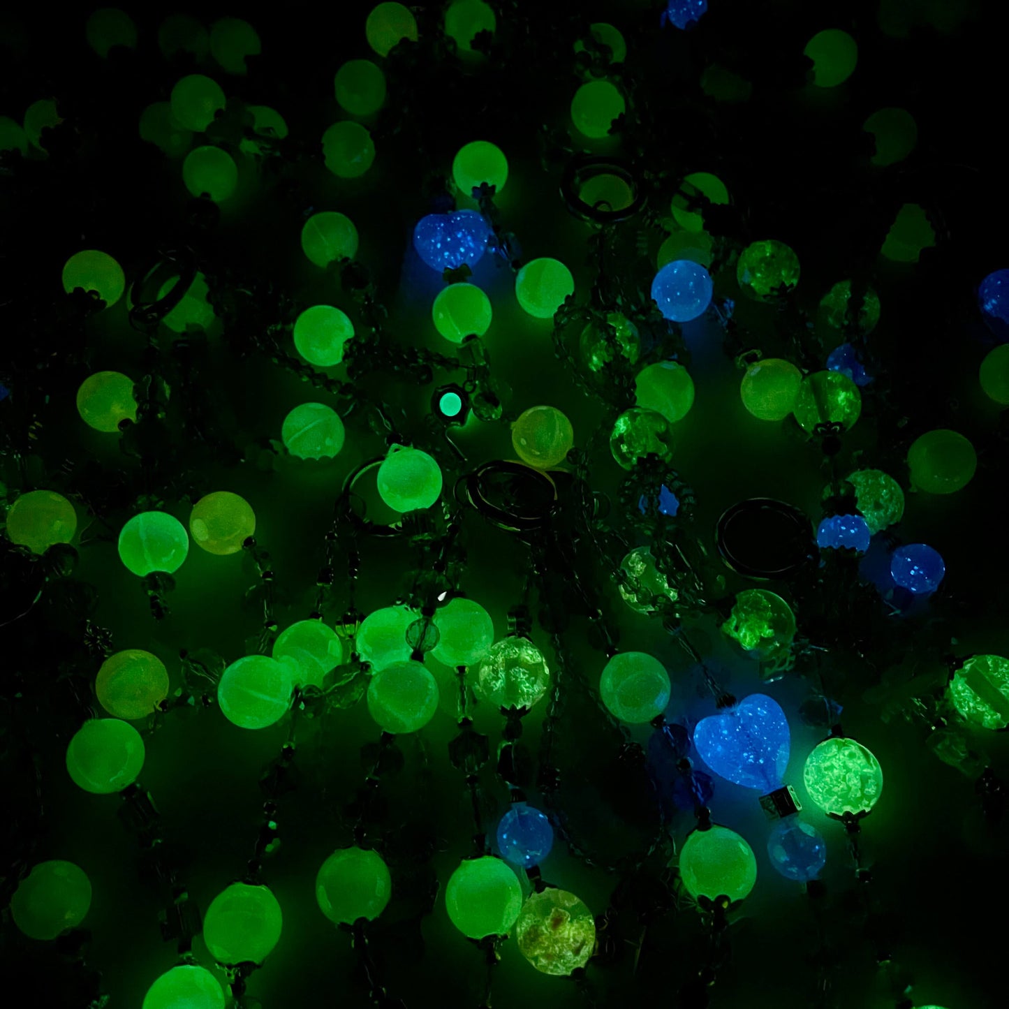 [New Arrival] Special Effect Beads (Color Changing/Glow In The Dark) Glittering Phone Chains-Special Launch Price!