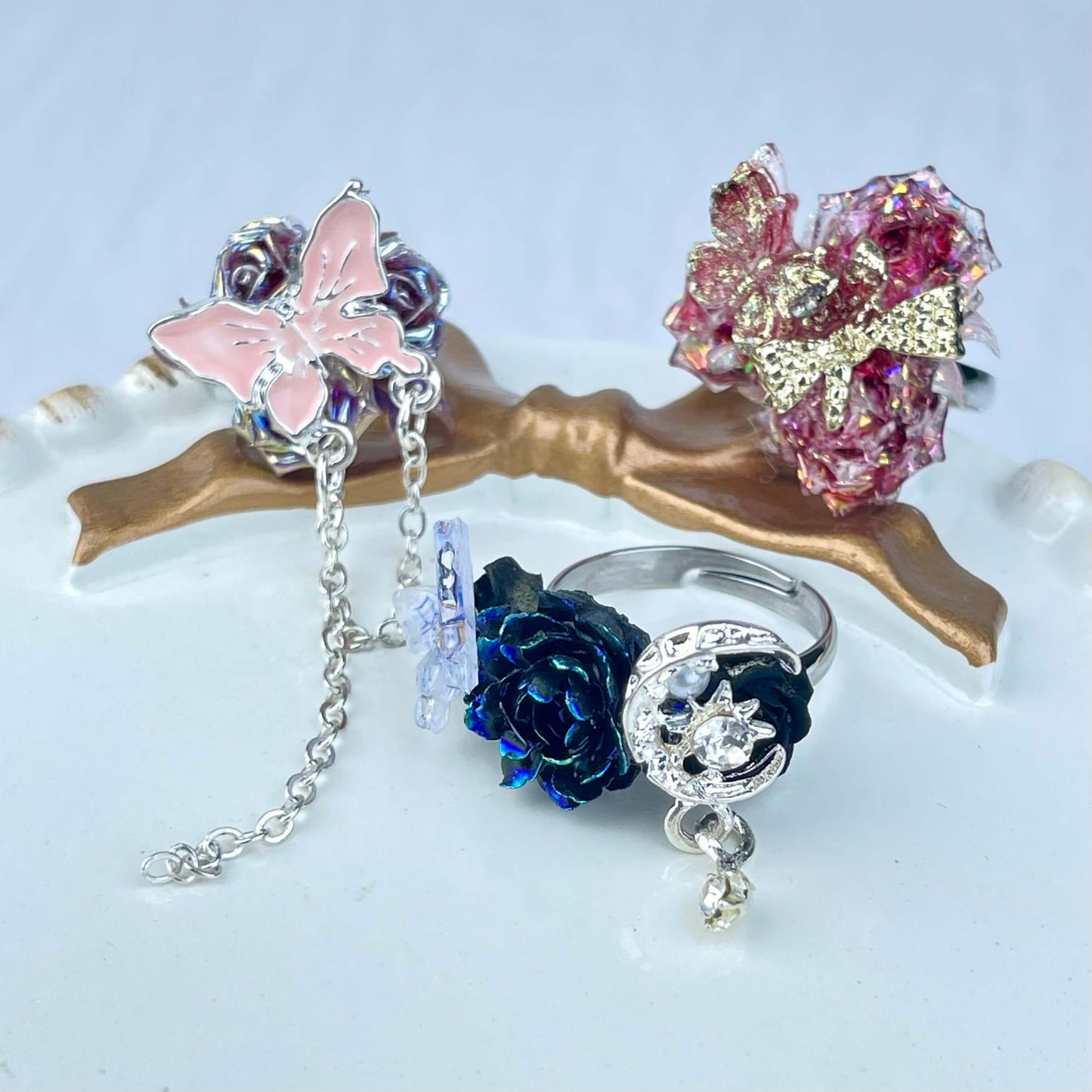 [New Batch] Premium Handmade Flower Blossom and Glittering Decor Rings