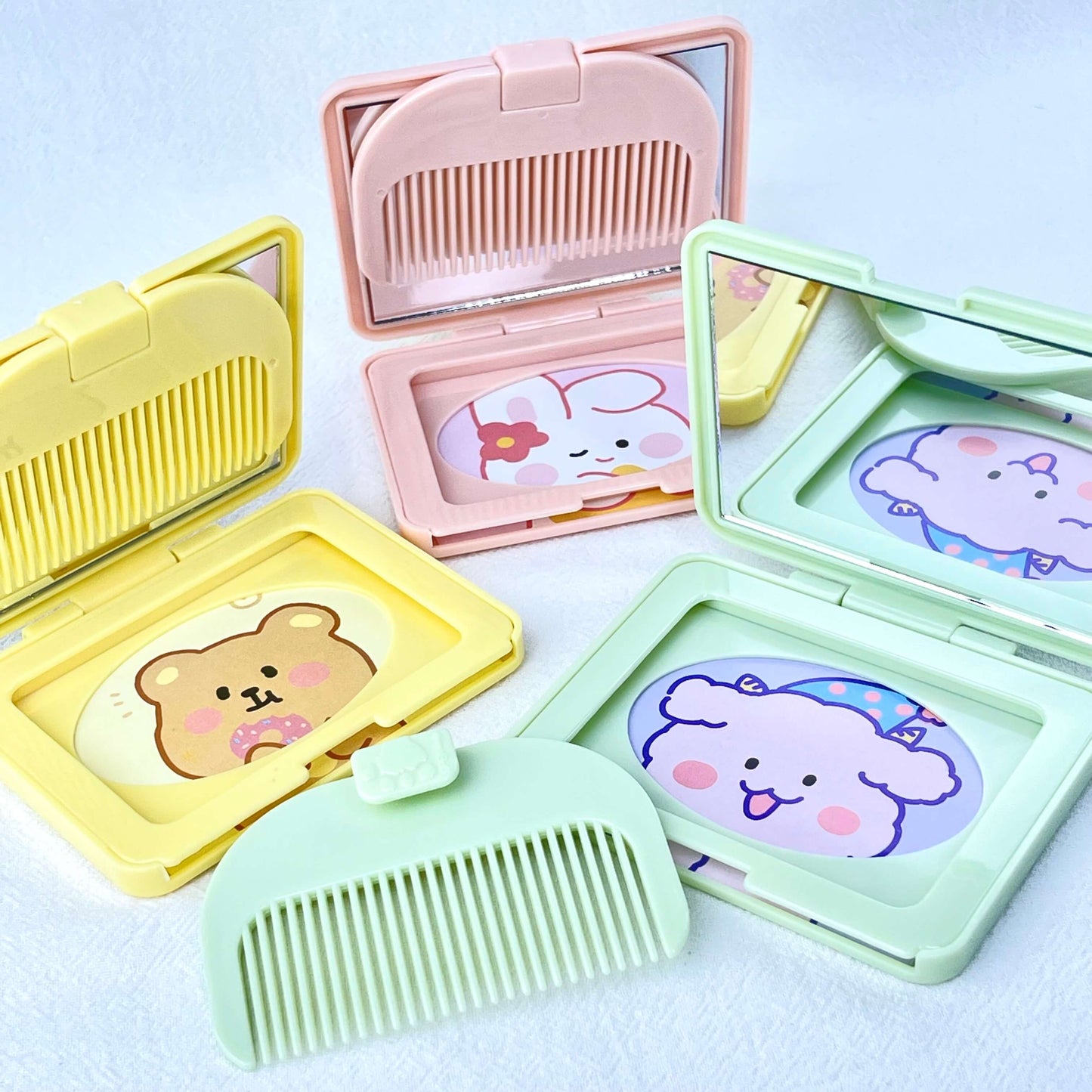 [New Arrival] Kawaii Cuties Handmade Cream Gel Mirror and Hairbrush Set