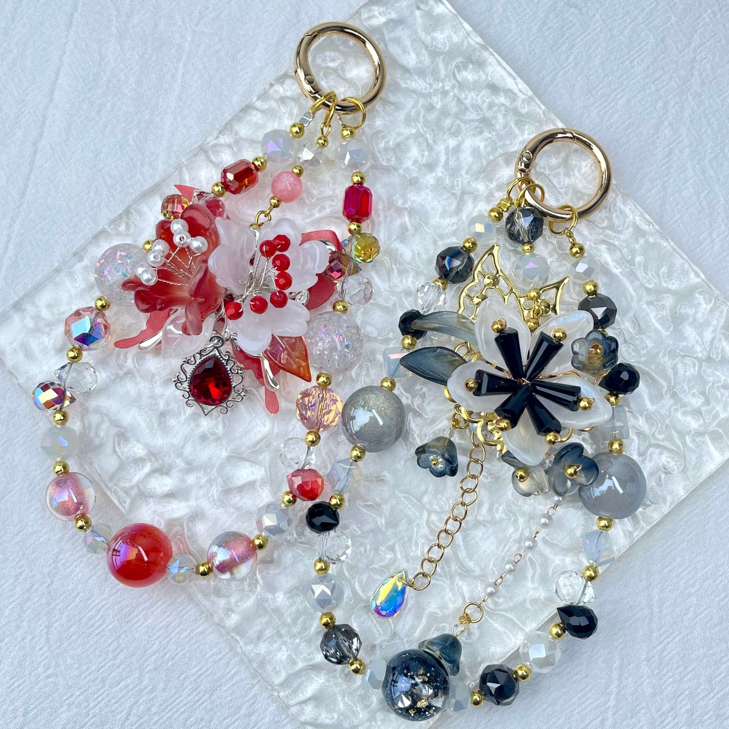 [Holiday Celebration] Premium Handmade Traditional Style Flower Glittering Phone Chain