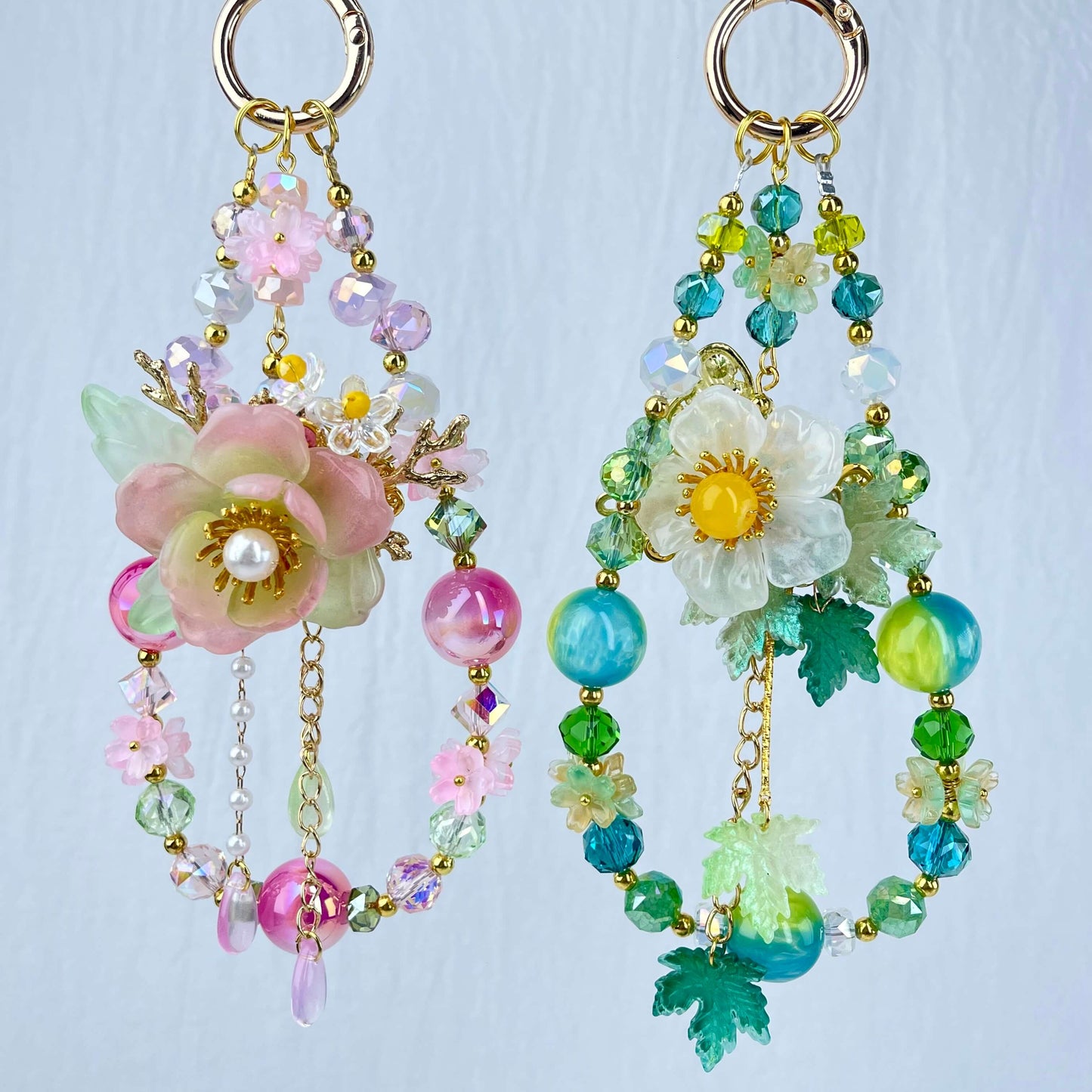 [Holiday Celebration] Premium Handmade Traditional Style Flower Glittering Phone Chain