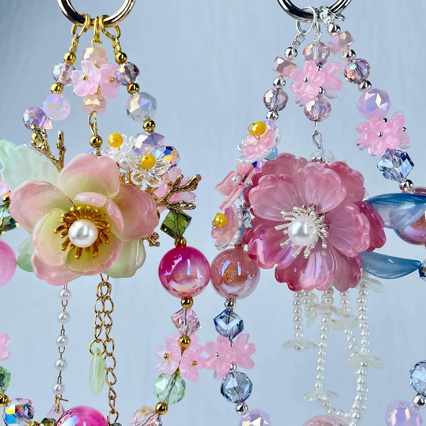 [Holiday Celebration] Premium Handmade Traditional Style Flower Glittering Phone Chain