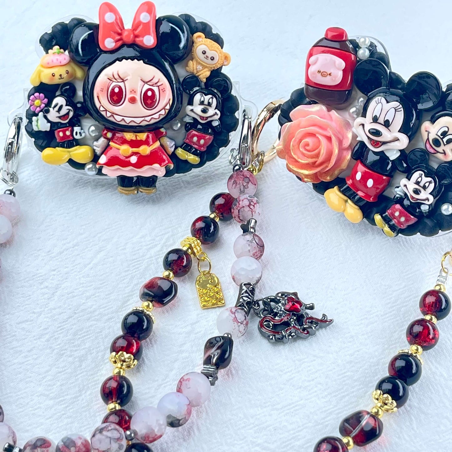 [Holiday Celebration] Kawaii Cream Gel and Glittering Rhinestones Mixes Styles Phone Clip with Phone Chain/Cross-body Chain