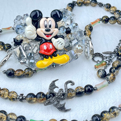 [Holiday Celebration] Kawaii Cream Gel and Glittering Rhinestones Mixes Styles Phone Clip with Phone Chain/Cross-body Chain