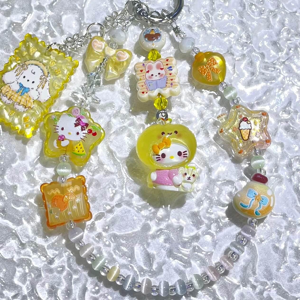 [Anniversary Celebration] New Cat Eye Effect Glittering Beads and Glow-In-the-Dark Decor Phone Chains-Celebration Special Price!