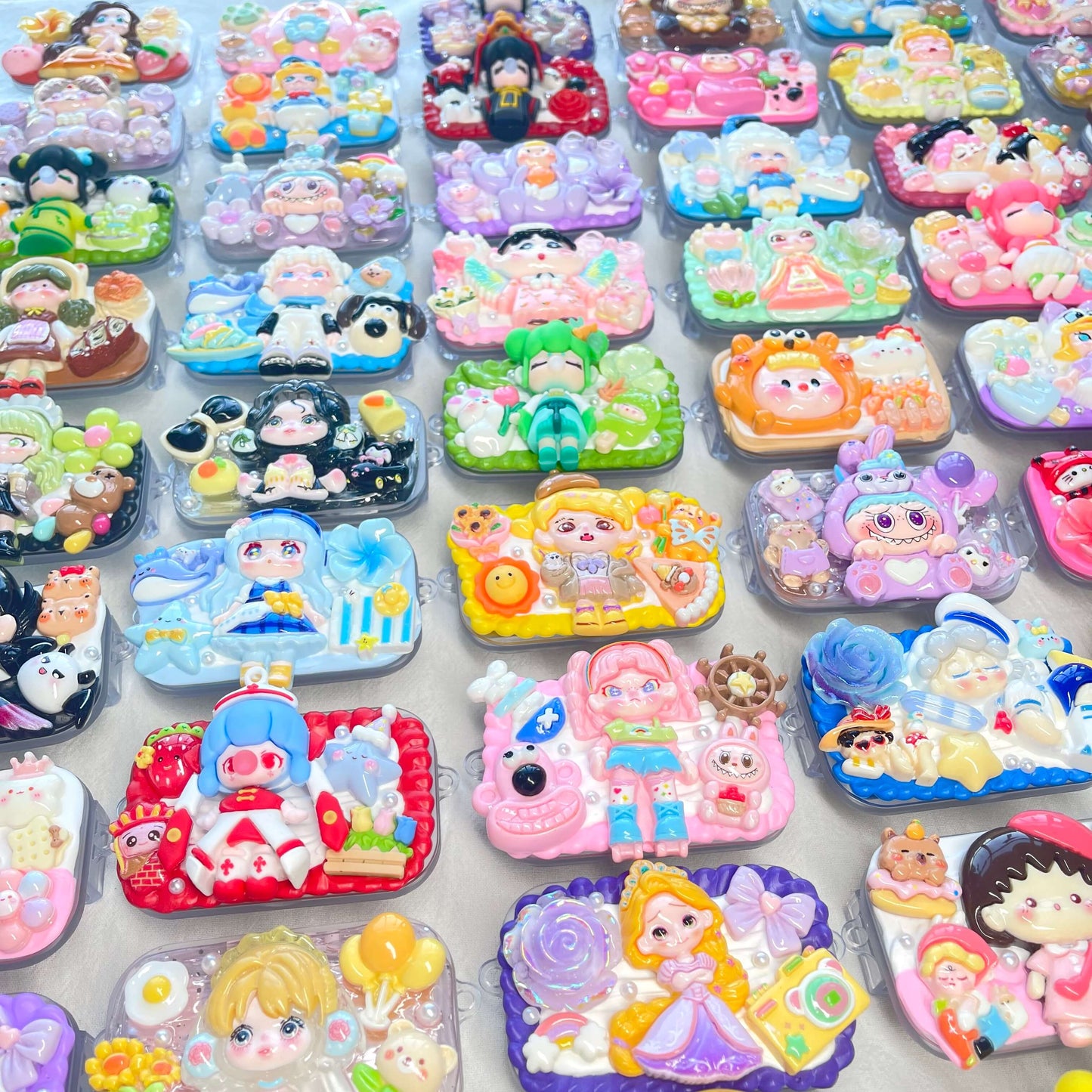 [Holiday Special Batch] Kawaii Character-Based Styles Cream Gel Phone Clips-NO CHAINS INCLUDED