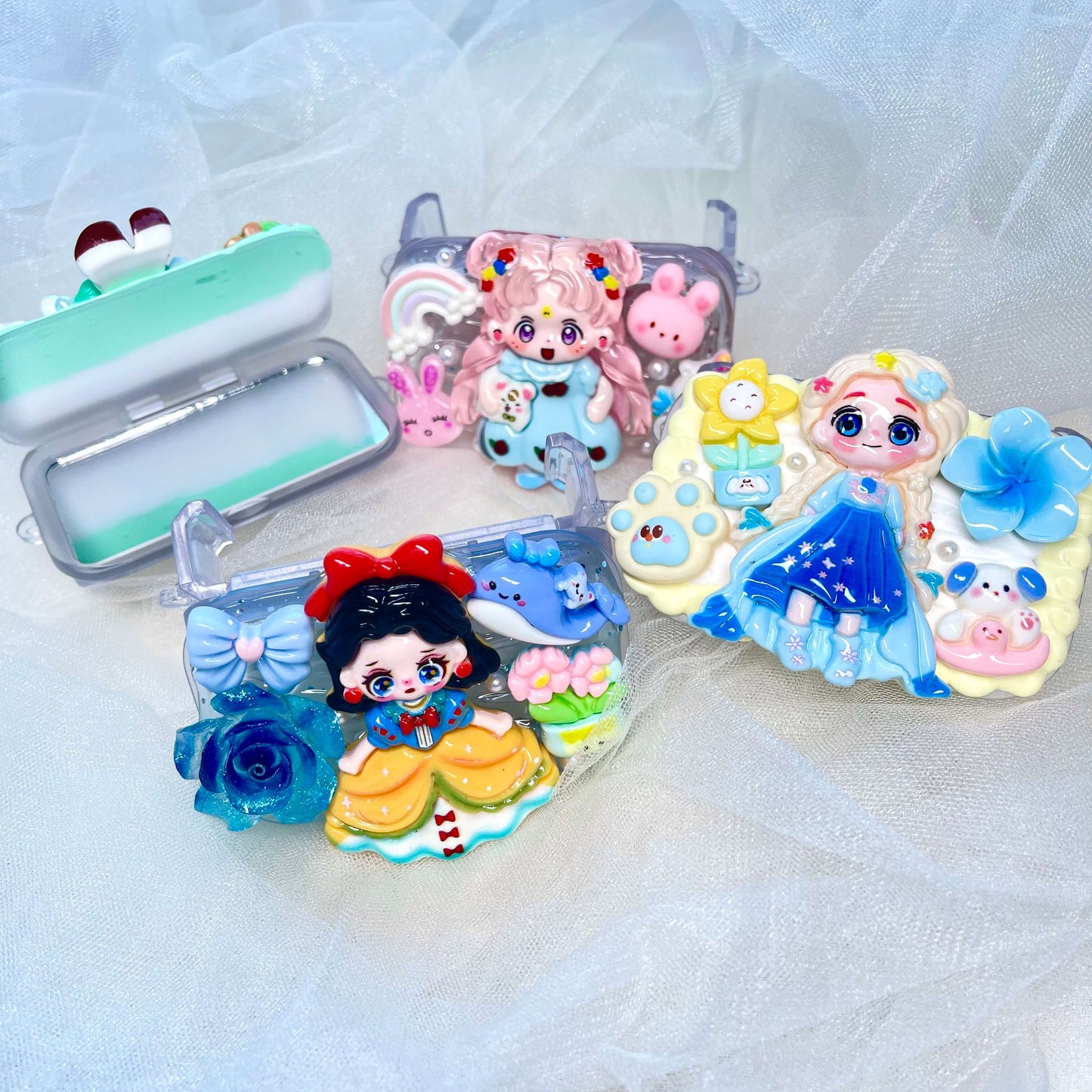 [Holiday Special Batch] Kawaii Character-Based Styles Cream Gel Phone Clips-NO CHAINS INCLUDED